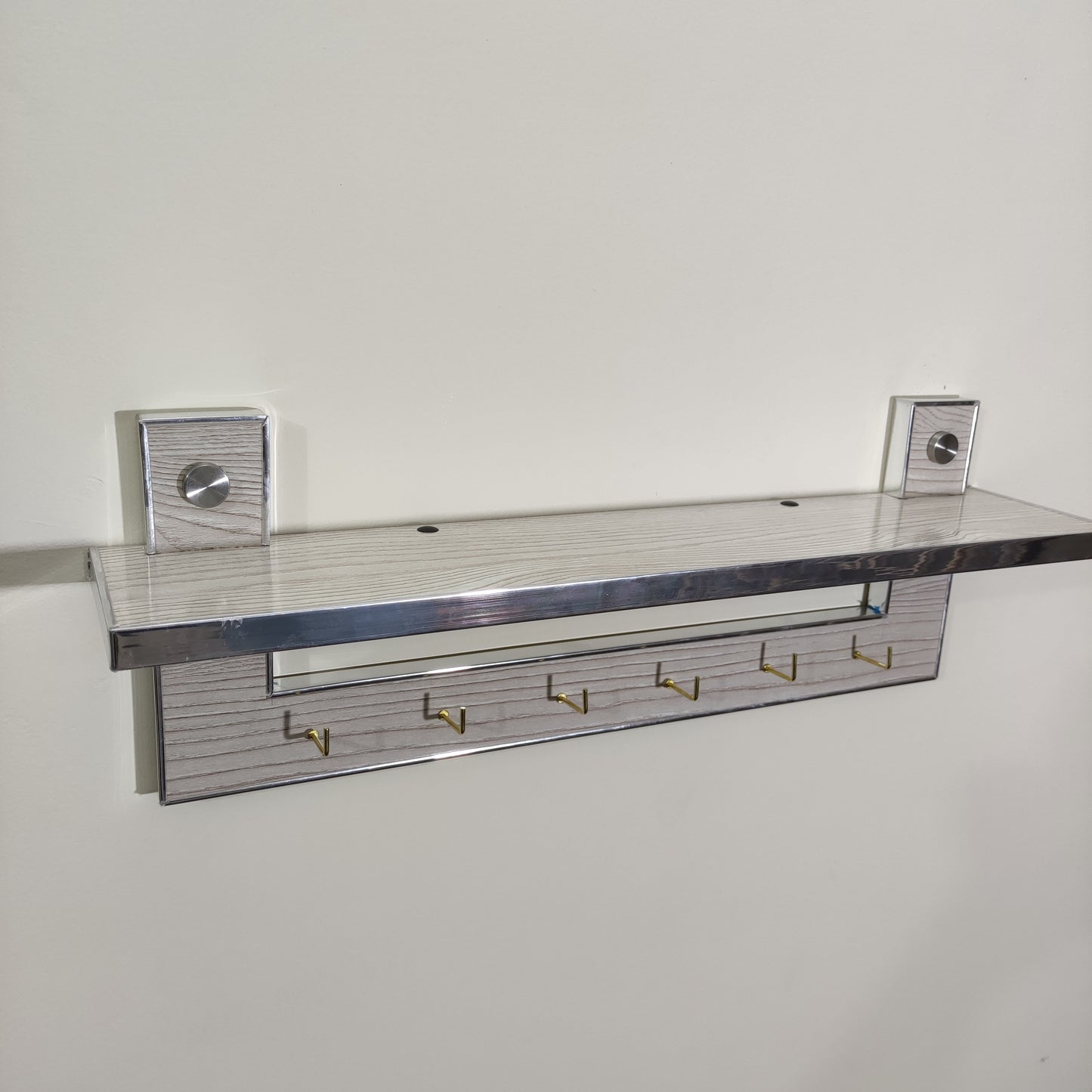 Key Holder with Shelf